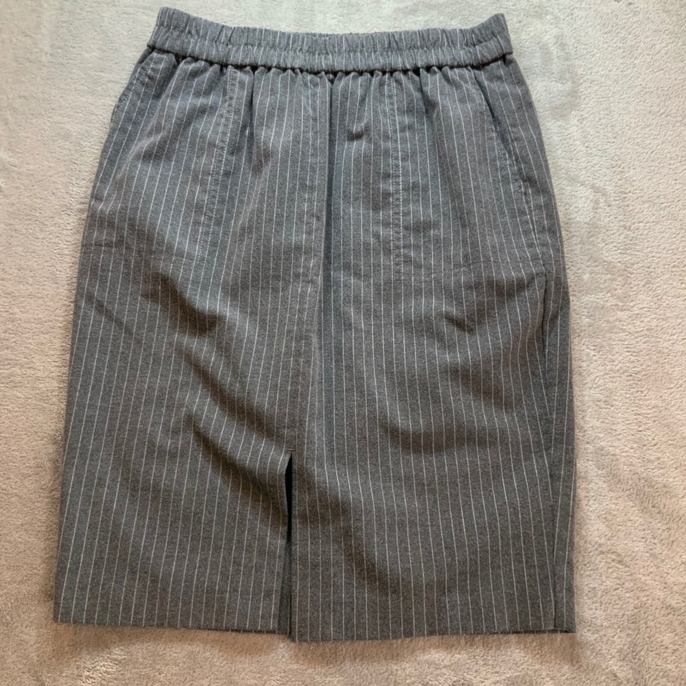 LOFT Outlet Grey Pinstripe Pencil Skirt Elastic Waist Pockets Size S